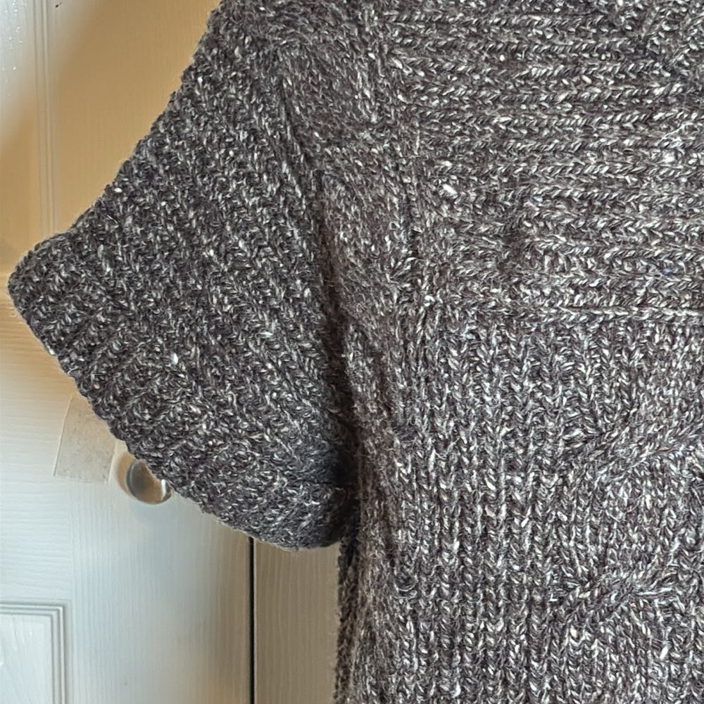 Alexandra Bartlett Sweater - Picture 3 of 10